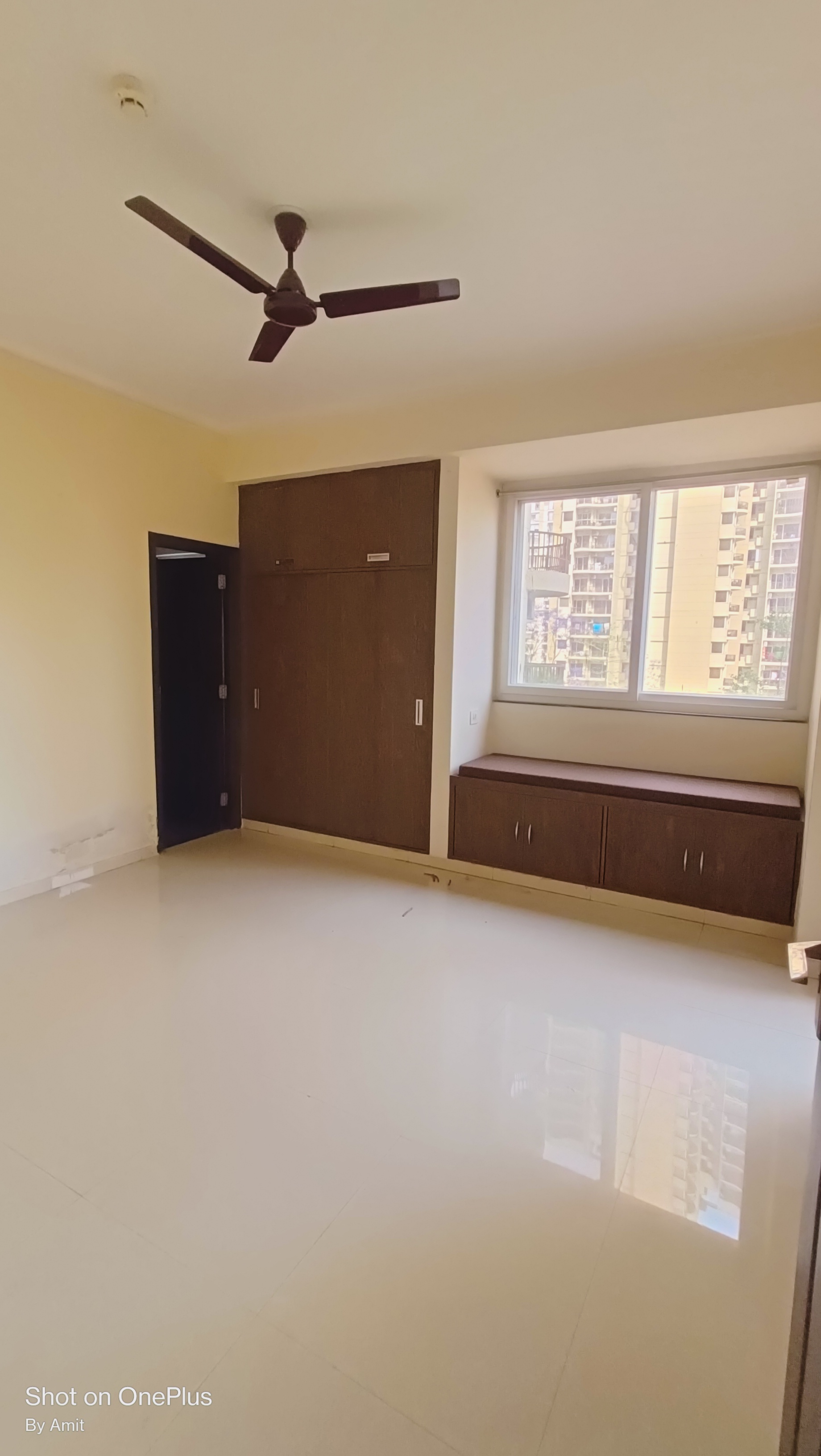 3 BHK + Servant Room Apartment For Rent in Dasnac The Jewel