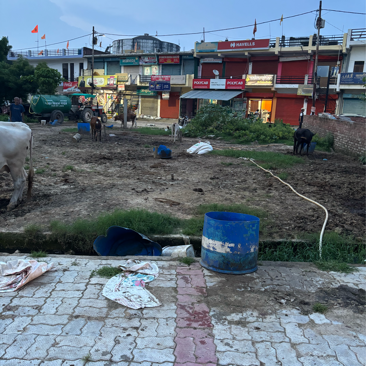 Plot For Sale in Semi Commercial Gomti Nag