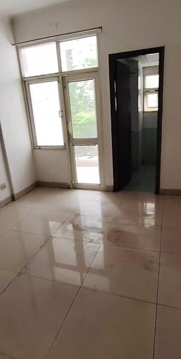 Bathroom in 3 BHK Apartment at Panchsheel Wellington, Dundahera – for Rent