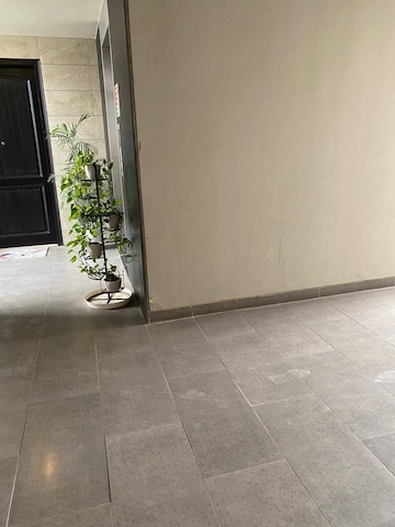 Room in 3 BHK Apartment at Ireo Victory Valley, Sector 67 – for Sale