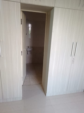 Room in 2 BHK Apartment at Shree Vardhman Green Court, Sector 90 – for Rent