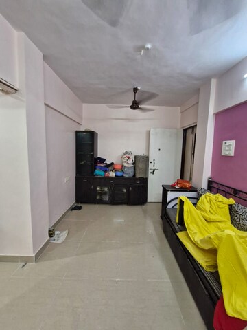 Team Area in 1 RK Apartment at Mauli Darshan CHS, Dahisar West – for Rent