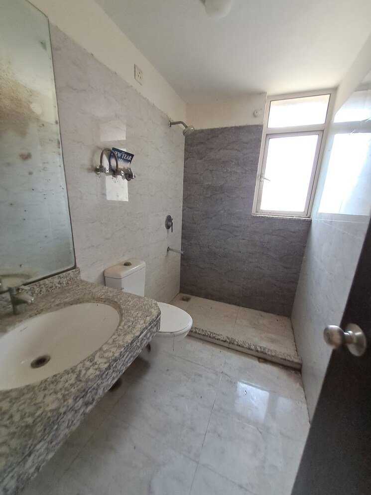 Bathroom, m3m-woodshire 3 Bedroom 1943 Sq.Ft. Apartment In Sector 107 Gurgaon 9079397