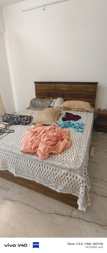 Bedroom in 2 BHK Apartment at Shubh Gateway, Viman Nagar – for Rent
