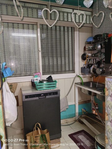 Team Area in 3 BHK Apartment at Ajnara Gen X, Dundahera – for Rent