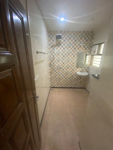 Balcony in 2 BHK Builder Floor at Sector 46 – for Rent