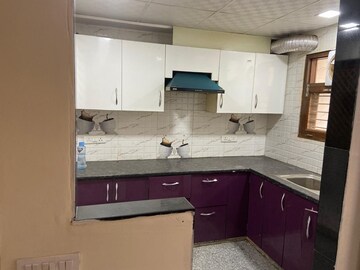 Kitchen in 2 BHK Builder Floor at Sector 46 – for Rent