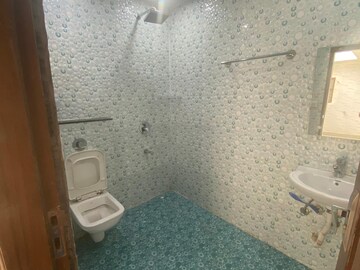 Bathroom in 2 BHK Builder Floor at Sector 46 – for Rent