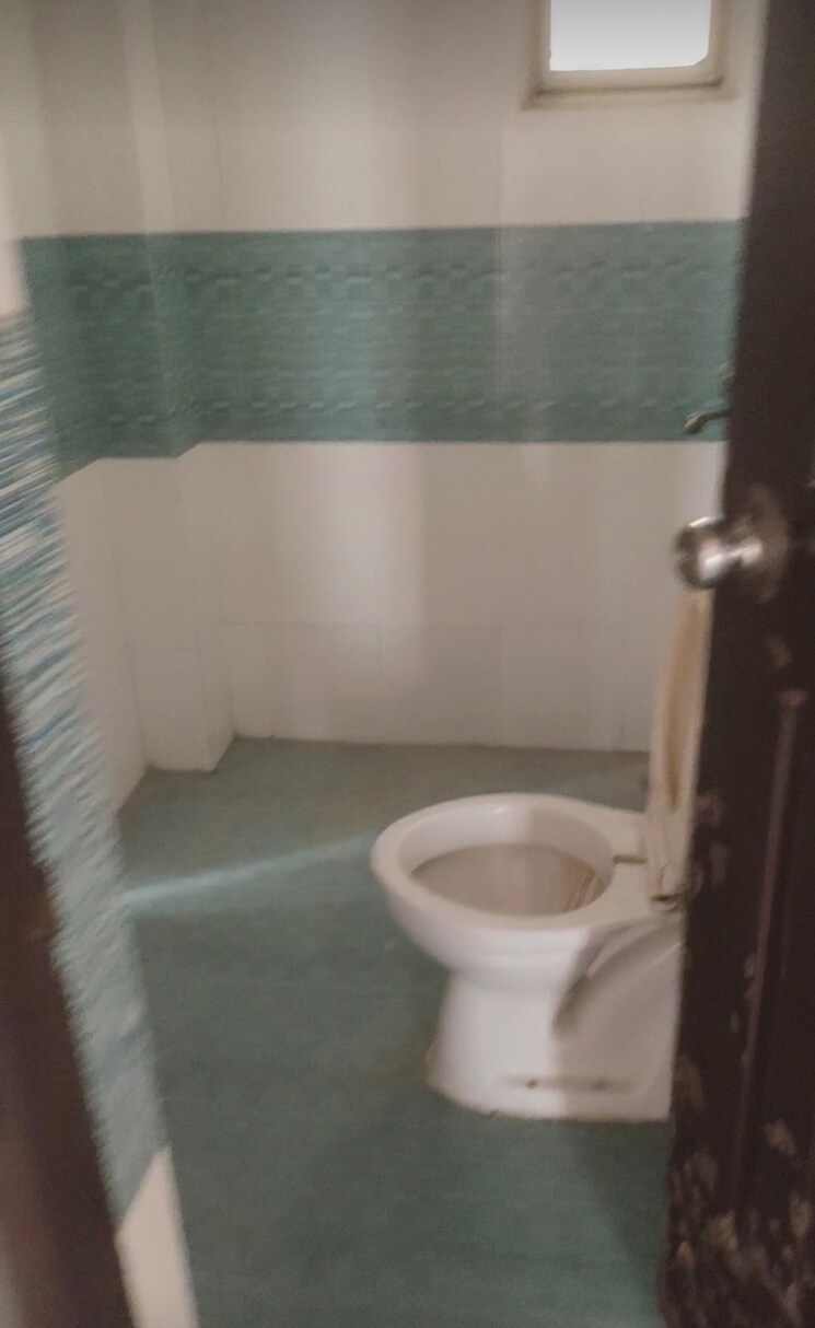 Bathroom, keltech-golf-greens 3 Bedroom 1725 Sq.Ft. Apartment In Dundahera Ghaziabad 9079445