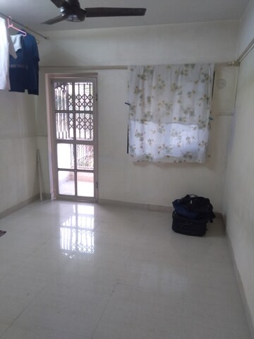 Room in 2 BHK Apartment at Sun N Dew Apartment, Santacruz East – for Rent