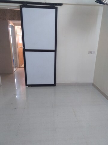 Room in 2 BHK Apartment at Sun N Dew Apartment, Santacruz East – for Rent