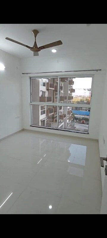 Furnished Amenities in 3 BHK Apartment at Godrej Boulevard, Manjari – for Rent