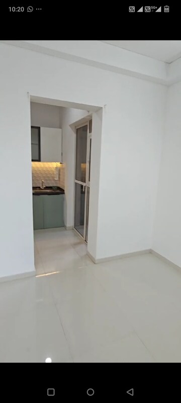 Room in 3 BHK Apartment at Godrej Boulevard, Manjari – for Rent