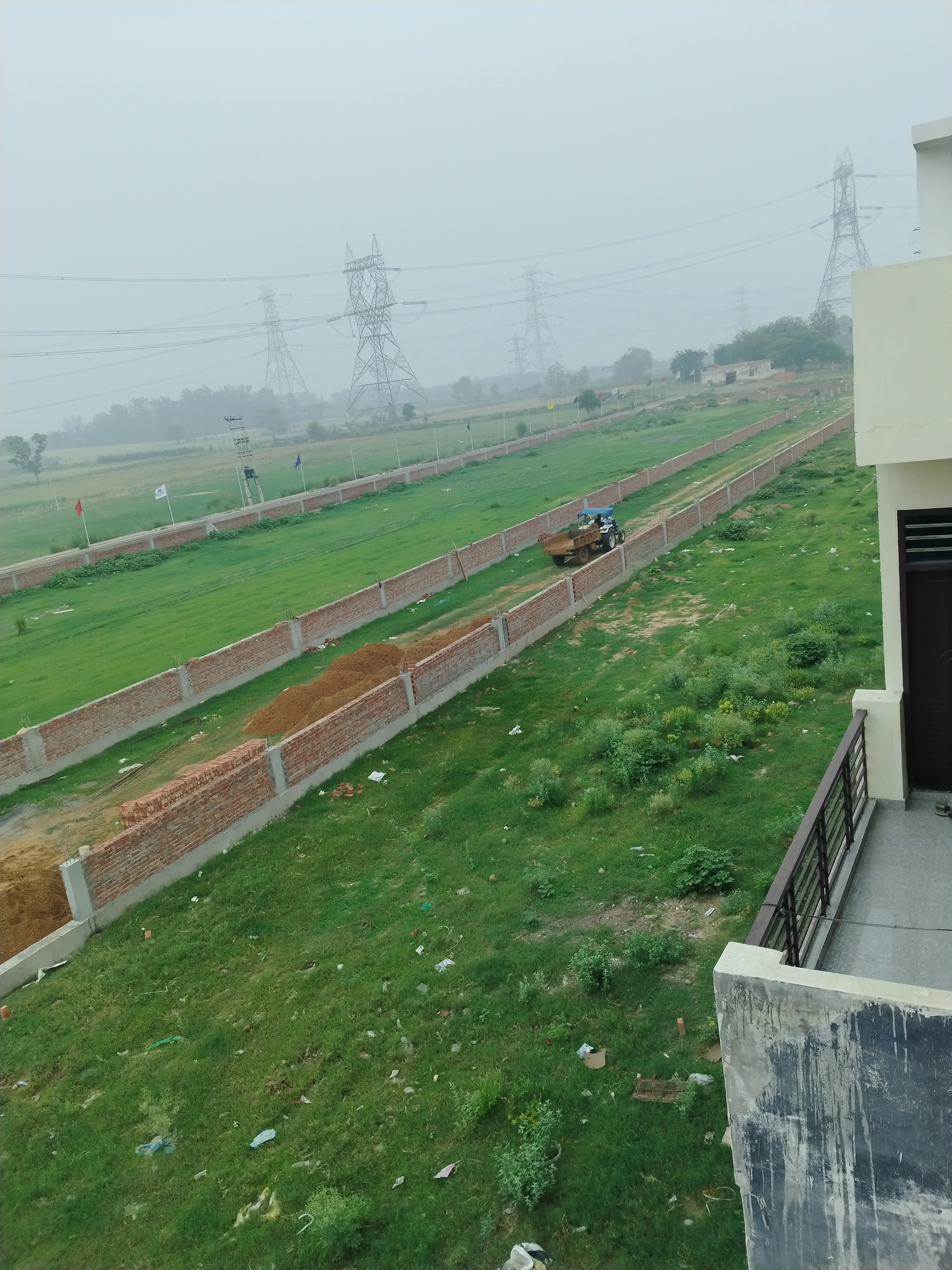 Plot For Sale in Yashvi Golden Gate Residency