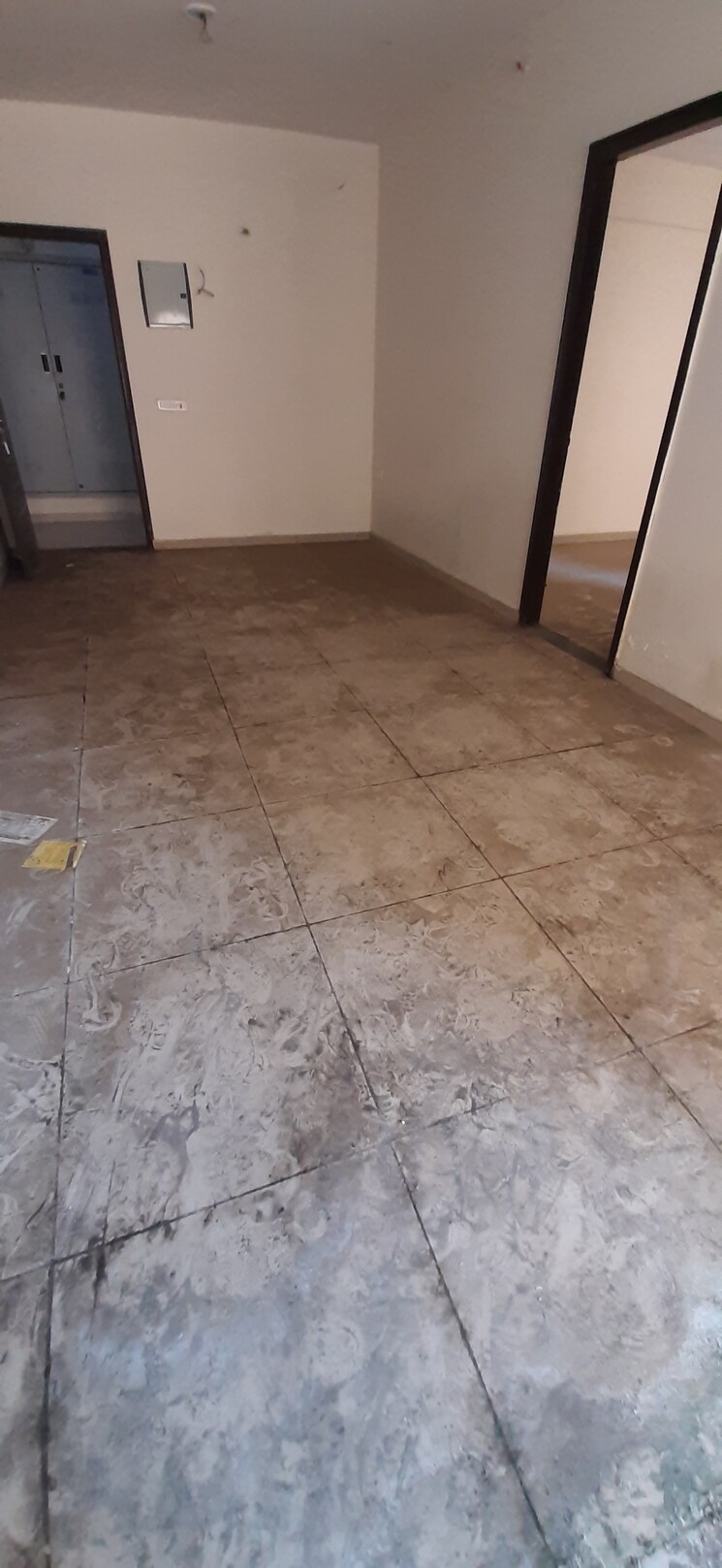 Balcony, land-craft-golf-links-apartment-phase-2 3 Bedroom 1450 Sq.Ft. Apartment In Pandav Nagar Ghaziabad 9079494