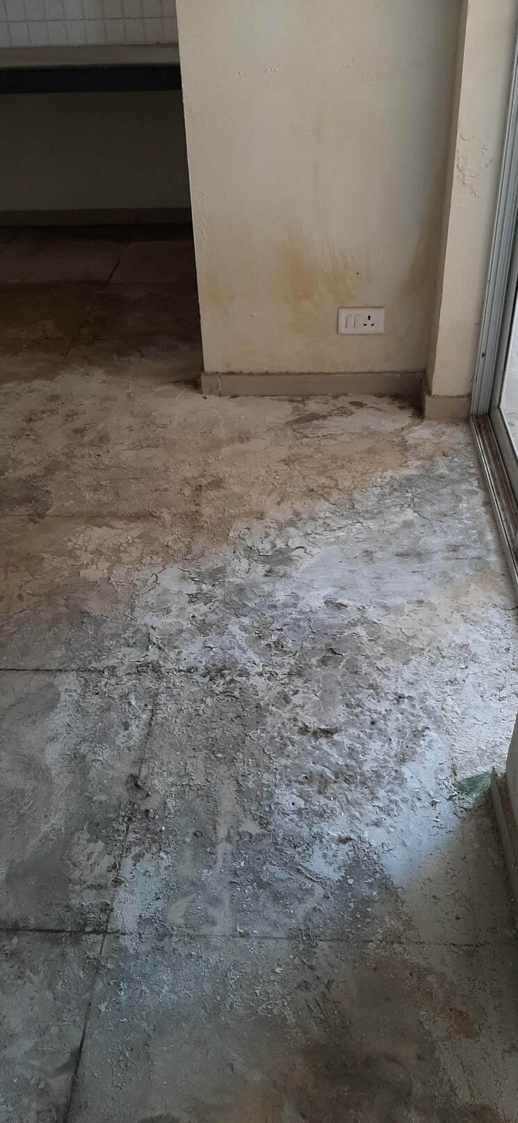 Balcony, land-craft-golf-links-apartment-phase-2 3 Bedroom 1450 Sq.Ft. Apartment In Pandav Nagar Ghaziabad 9079494