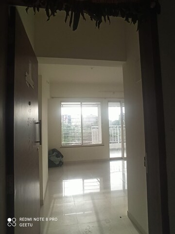 Room in 2 BHK Apartment at Saheel Itrend Waterfront, Ravet – for Rent