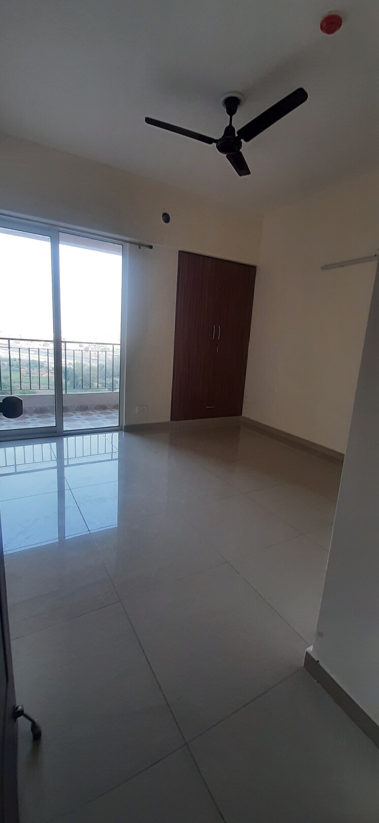 undefined, landcraft-golflinks-plaza 3 Bedroom 1600 Sq.Ft. Apartment In Pandav Nagar Ghaziabad 9079530