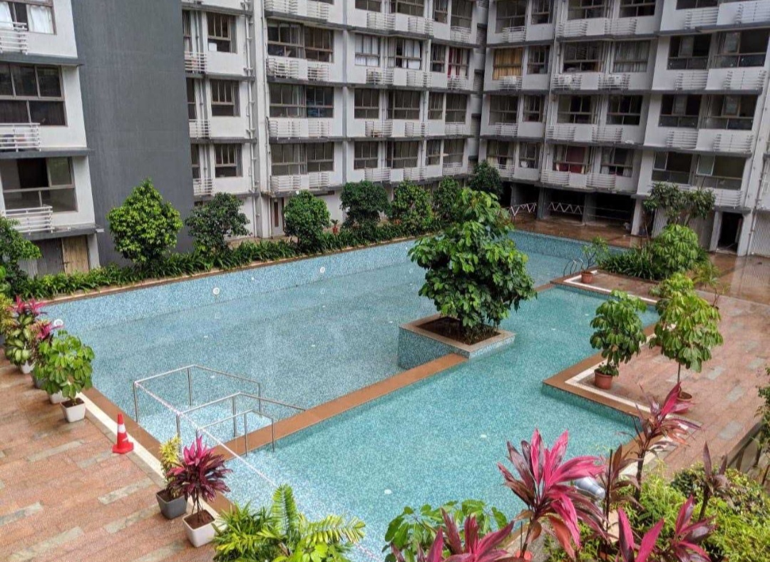 2 BHK + Extra Room Apartment For Rent in The Wadhwa Promenade