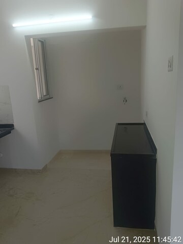 Room in 2 BHK Apartment at Jhamtani Ace Abode, Kiwale – for Rent