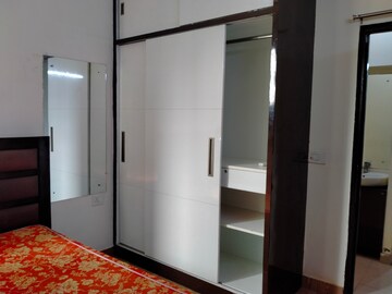Room in 2 BHK Apartment at Tulip Lemon, Sector 69 – for Rent