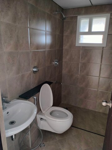 Bathroom in 2 BHK Apartment at Provident Neora, Thanisandra Main Road – for Rent