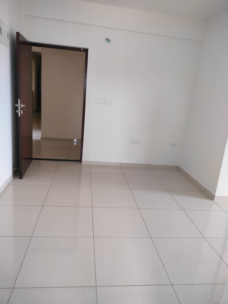 Room, provident-neora 2 Bedroom 1000 Sq.Ft. Apartment In Thanisandra Main Road Bangalore 9079646