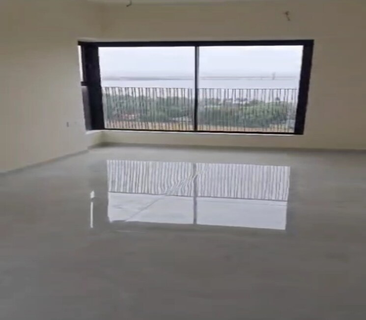 Room, dadar west 3 Bedroom 1200 Sq.Ft. Apartment In Dadar West Mumbai 9079687