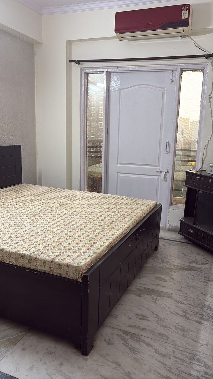 Bedroom, niho-marvel-scottish-garden 2 Bedroom 1075 Sq.Ft. Apartment In Ahinsa Khand 2 Ghaziabad 9079691