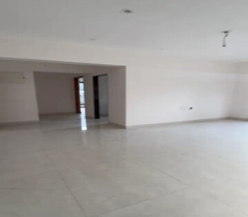 Living Room in 2 BHK Apartment at Matunga East – for Rent