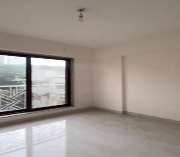 Room in 2 BHK Apartment at Matunga East – for Rent