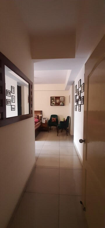 Furnished Amenities in 3 BHK Apartment at Land Craft Golf Links Apartment Phase 2, Pandav Nagar – for Sale