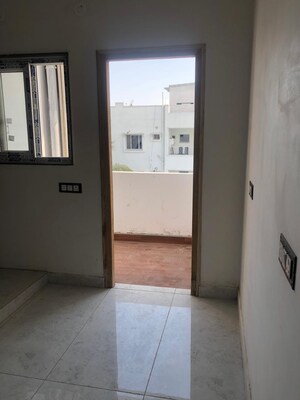 Room in 3 BHK Apartment at Jubilee Hills – for Sale