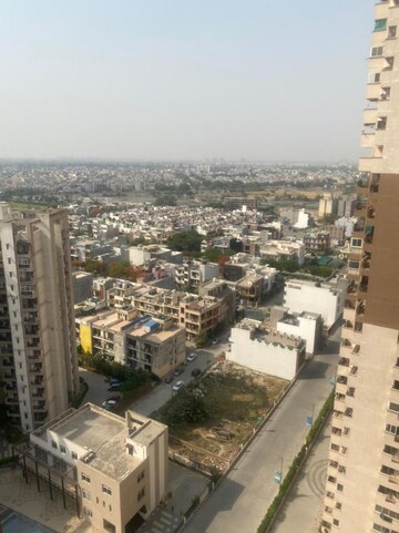 Master Plan in 3 BHK Apartment at Landcraft Golf Links, Pandav Nagar – for Sale