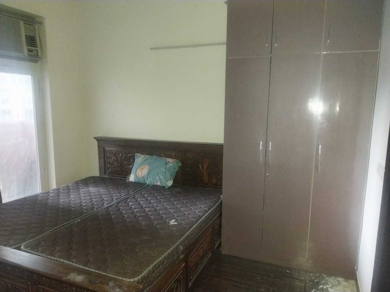 1.5 BHK Builder Floor For Rent in Vile Parle West