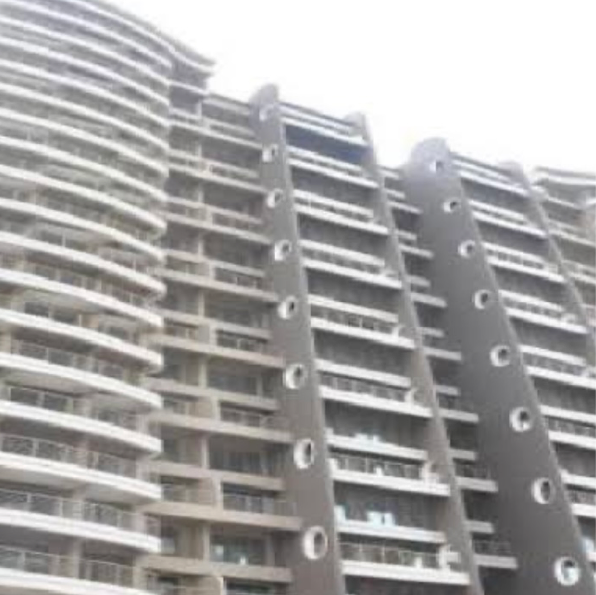 4 BHK + Pooja Room 2525 Sq.Ft. Apartment in Tharwani Rosa Bella