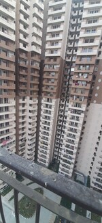 3 BHK 1405 Sq.Ft. Apartment in Land Craft Golf Links Apartment Phase 2