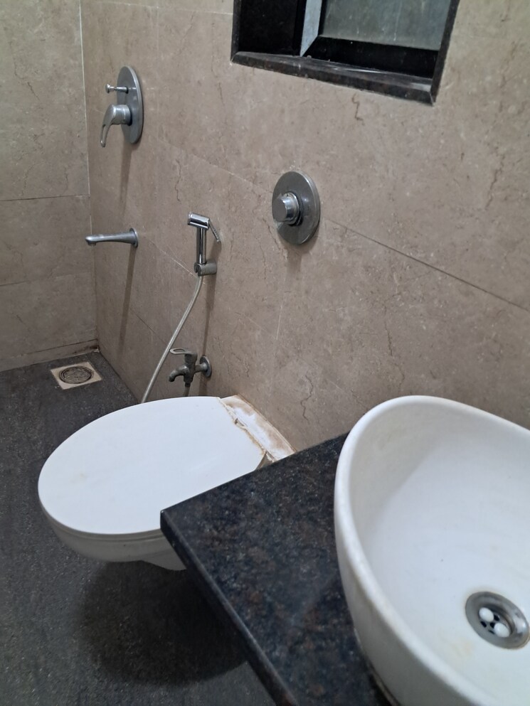 Bathroom, sripad-garden-view 2 Bedroom 553 Sq.Ft. Apartment In Ghatkopar East Mumbai 9079786