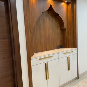 Room in 4 BHK Builder Floor at Sushant Lok Iii – for Sale