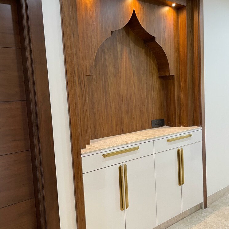 Room, sushant lok iii 4 Bedroom 300 Sq.Yd. Builder Floor In Sushant Lok Iii Gurgaon 9079827