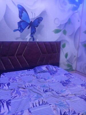 Bedroom in  Shop at Model Town – for Sale