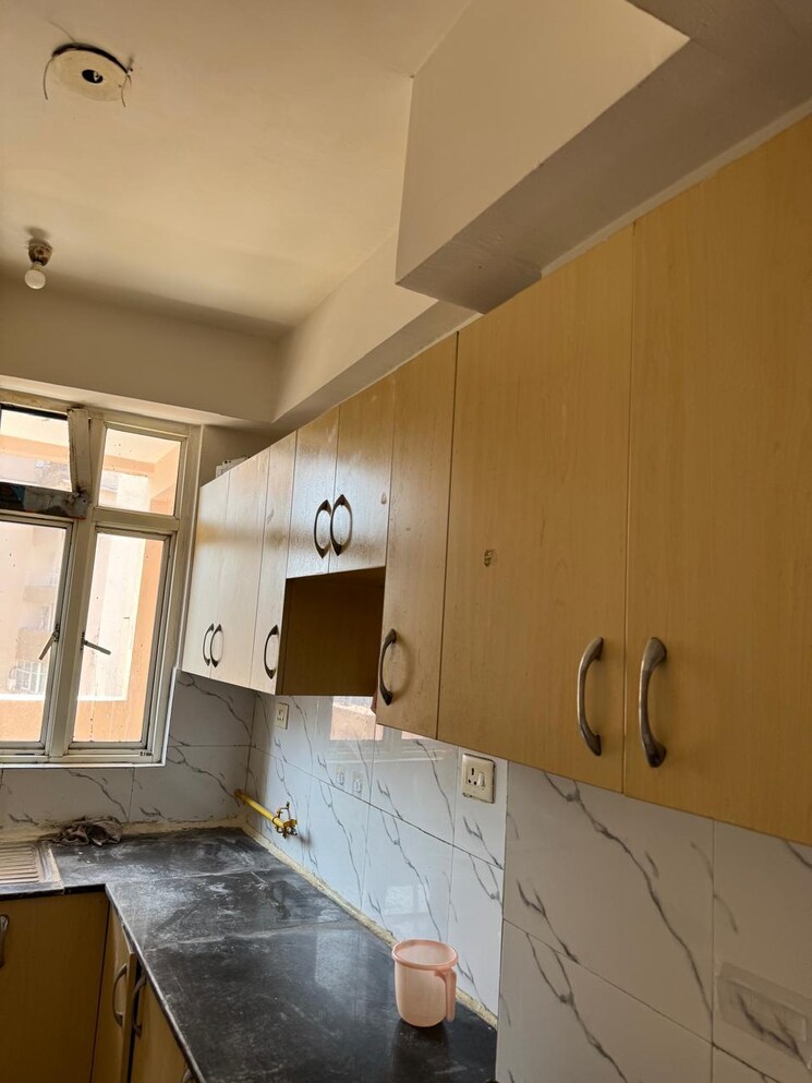 Kitchen, sector 41 4 Bedroom 180 Sq.Yd. Villa In Sector 41 Noida 9079829