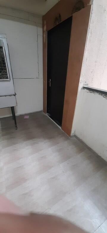  3 BHK Apartment at Land Craft Golf Links Apartment Phase 2, Pandav Nagar – for Sale