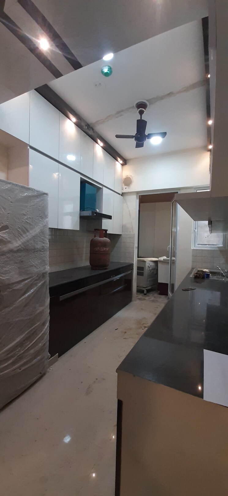 Kitchen, land-craft-golf-links-apartment-phase-2 3 Bedroom 1600 Sq.Ft. Apartment In Pandav Nagar Ghaziabad 9079802