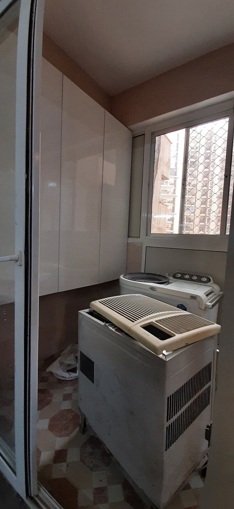 undefined, land-craft-golf-links-apartment-phase-2 3 Bedroom 1600 Sq.Ft. Apartment In Pandav Nagar Ghaziabad 9079802