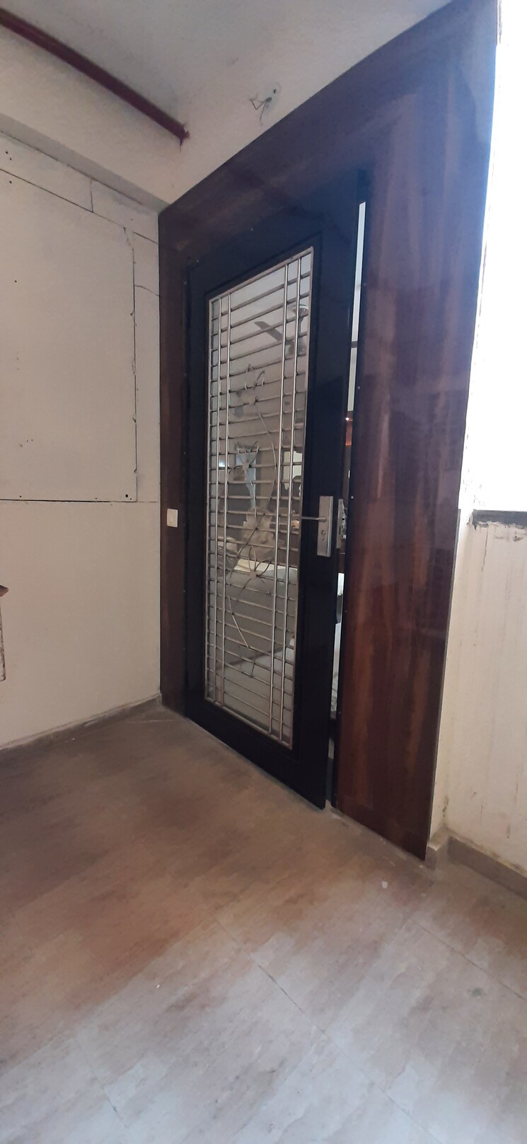 Other, land-craft-golf-links-apartment-phase-2 3 Bedroom 1600 Sq.Ft. Apartment In Pandav Nagar Ghaziabad 9079802