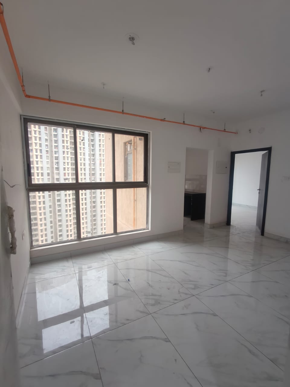 1 BHK + Extra Room 410 Sq.Ft. Apartment in Raymond Ten X Vibes