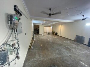 Room in 5 BHK Villa at RWA Apartments Sector 41, Sector 41 – for Sale