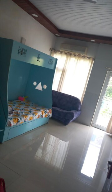 Living Room in 3.5 BHK Builder Floor at Alaknanda – for Rent