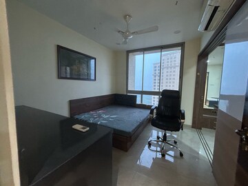 Room in 3 BHK Apartment at Hiranandani Estate Pelican, Hiranandani Estate – for Rent